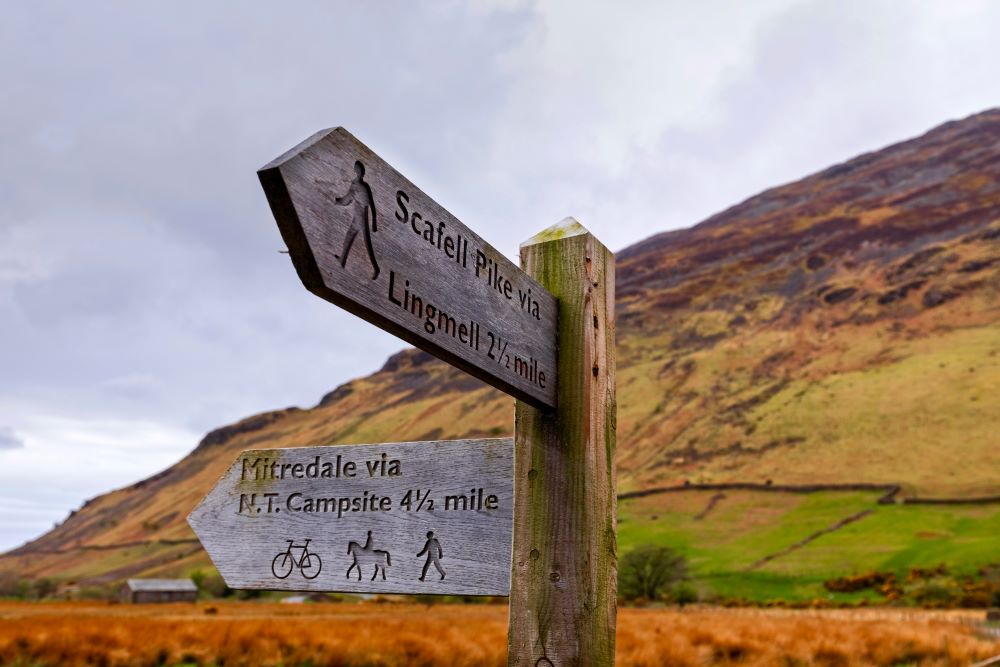 scafell Pike signpost