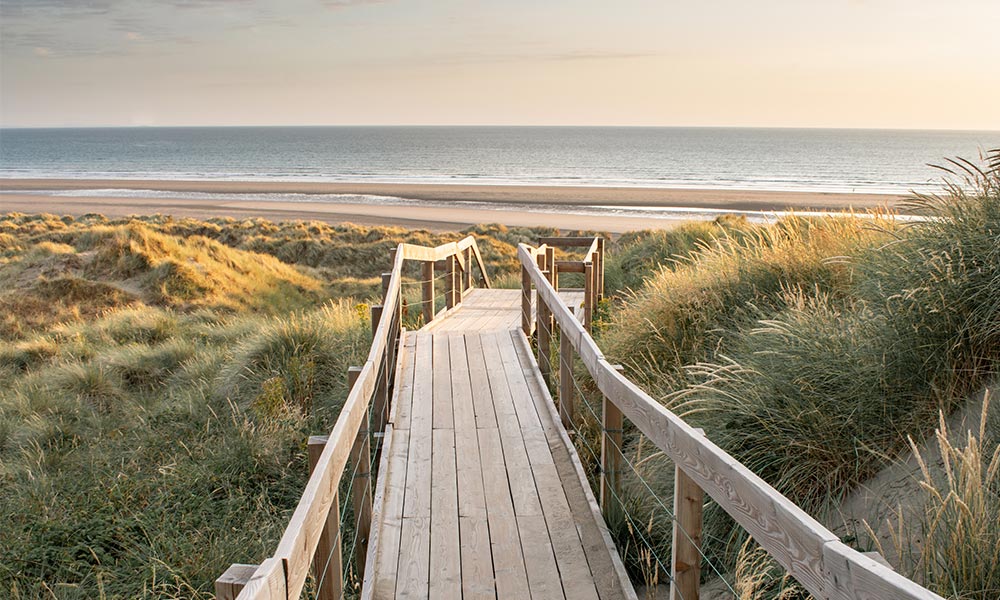 Ynyslas Beach