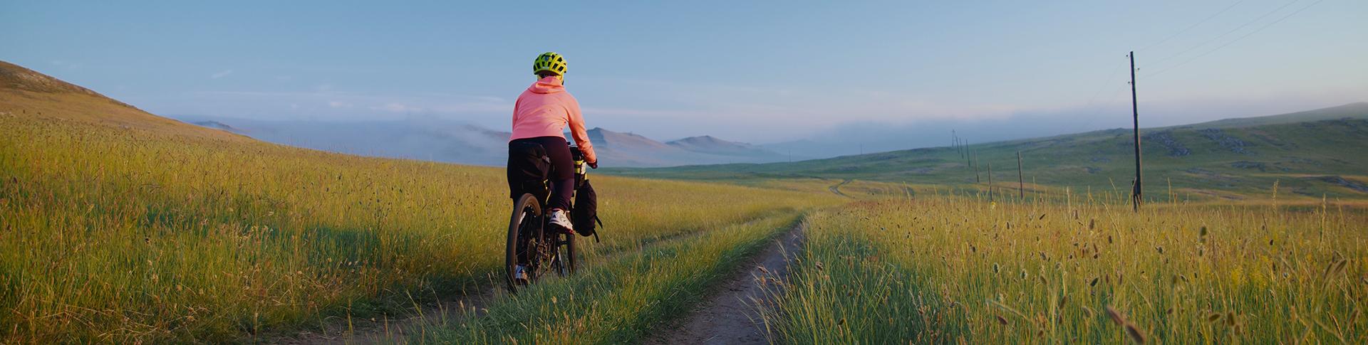 bikepacking-ebike-hero2.2459c66550e35ba20830f8037c980982