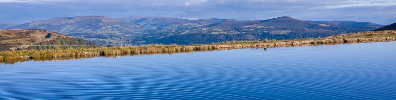 walk_and_swim_hero.d635ad0f1f03d16ac80ae9884a3c9df0