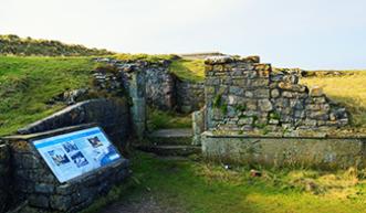 Walled gardens signpost