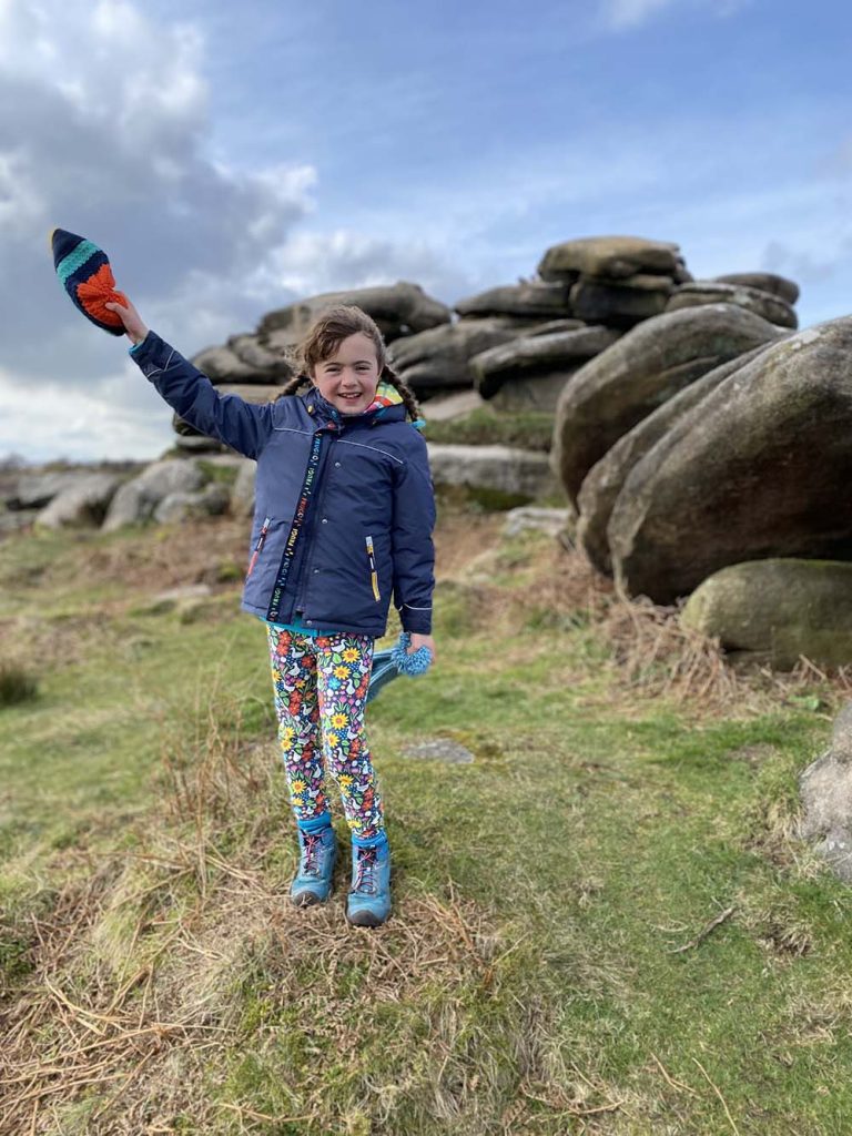 Padley Gorge kids on rocks