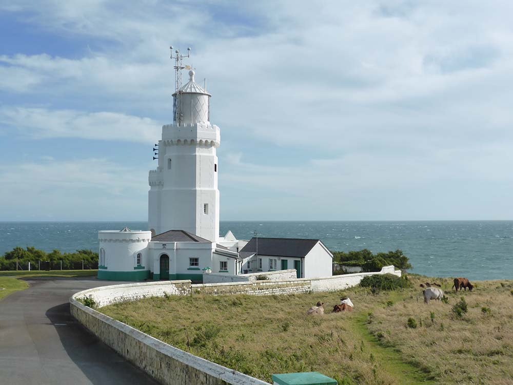 Isle of Wight Walks - walk 15 st catherine's lighthouse