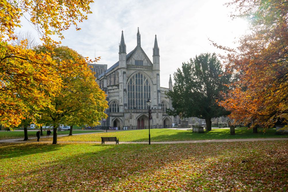 winchester cathedral Jane Ausen resting place