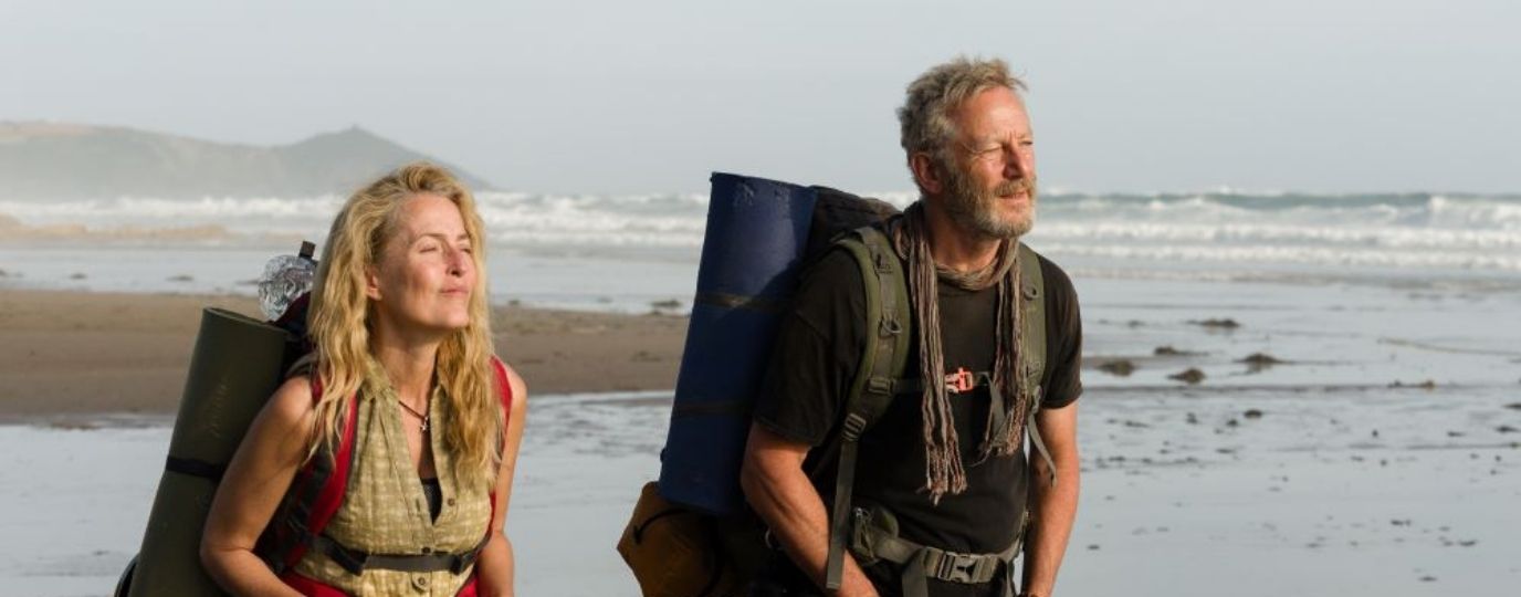 gillian anderson and jason isaacs as Raynor and Moth Winn in the salt path