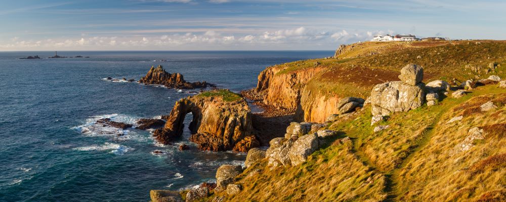 lands end cornwall the salt path