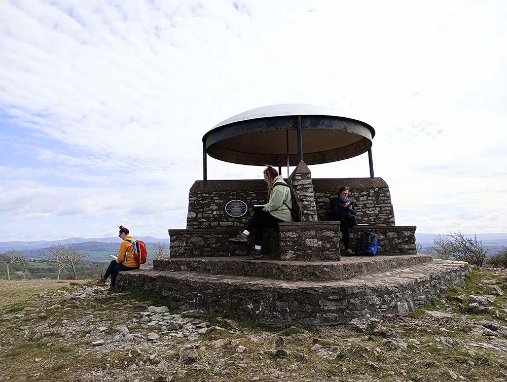 Jessica Emsley workshopsstorying a walk scout scar