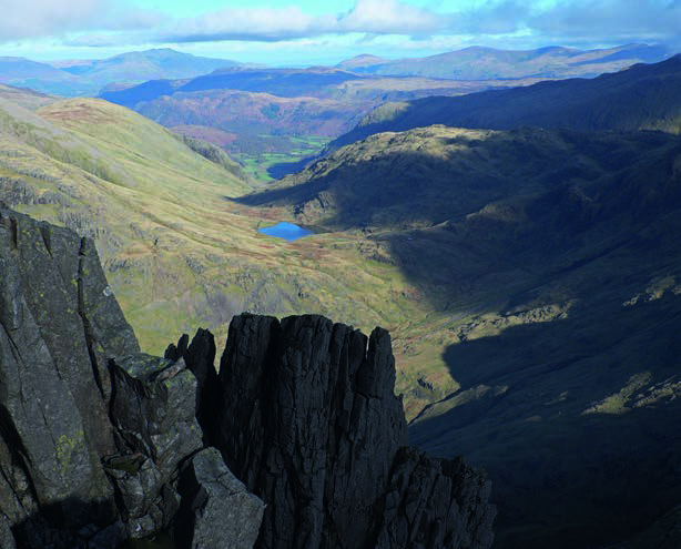 The view north east from Lingmell’s precipitous summit