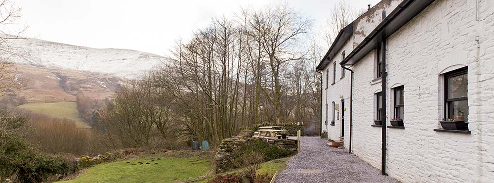 Bannau Brycheiniog YHA