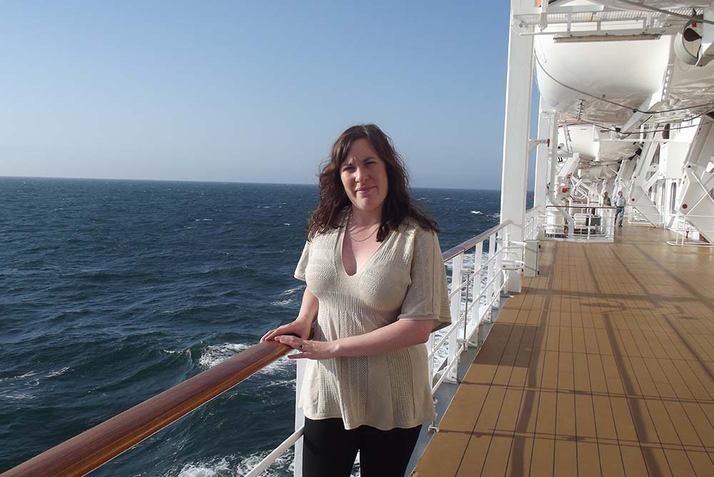 Jenn in her early 20's