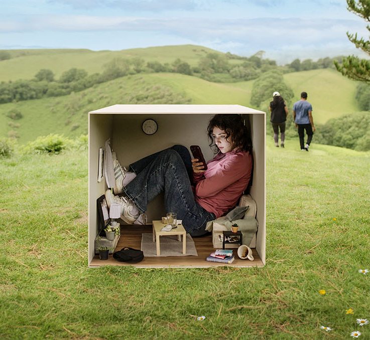 get real woman in a box in the countryside